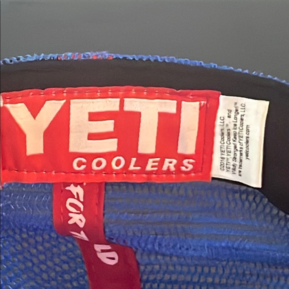 Yeti Patriotic Trucker Hat Yeti Coolers Casual Boat Fishing Red White Blue NWOT - Picture 6 of 7